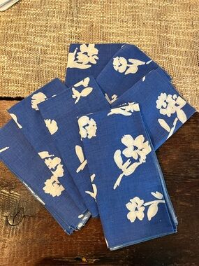 Set of 7 Cloth Napkins Blue & White 17”